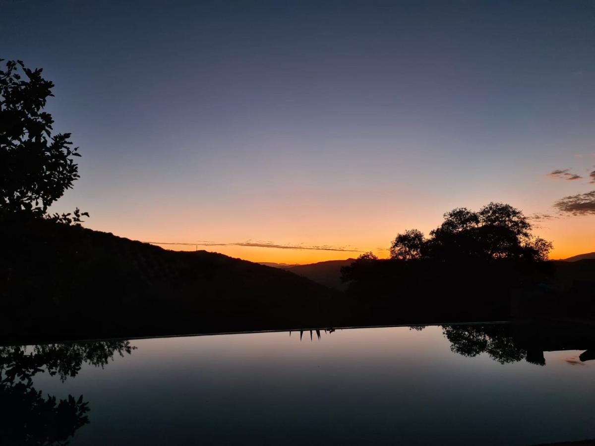 Cortijo La Haza Bed & Breakfast Iznajar Luaran gambar