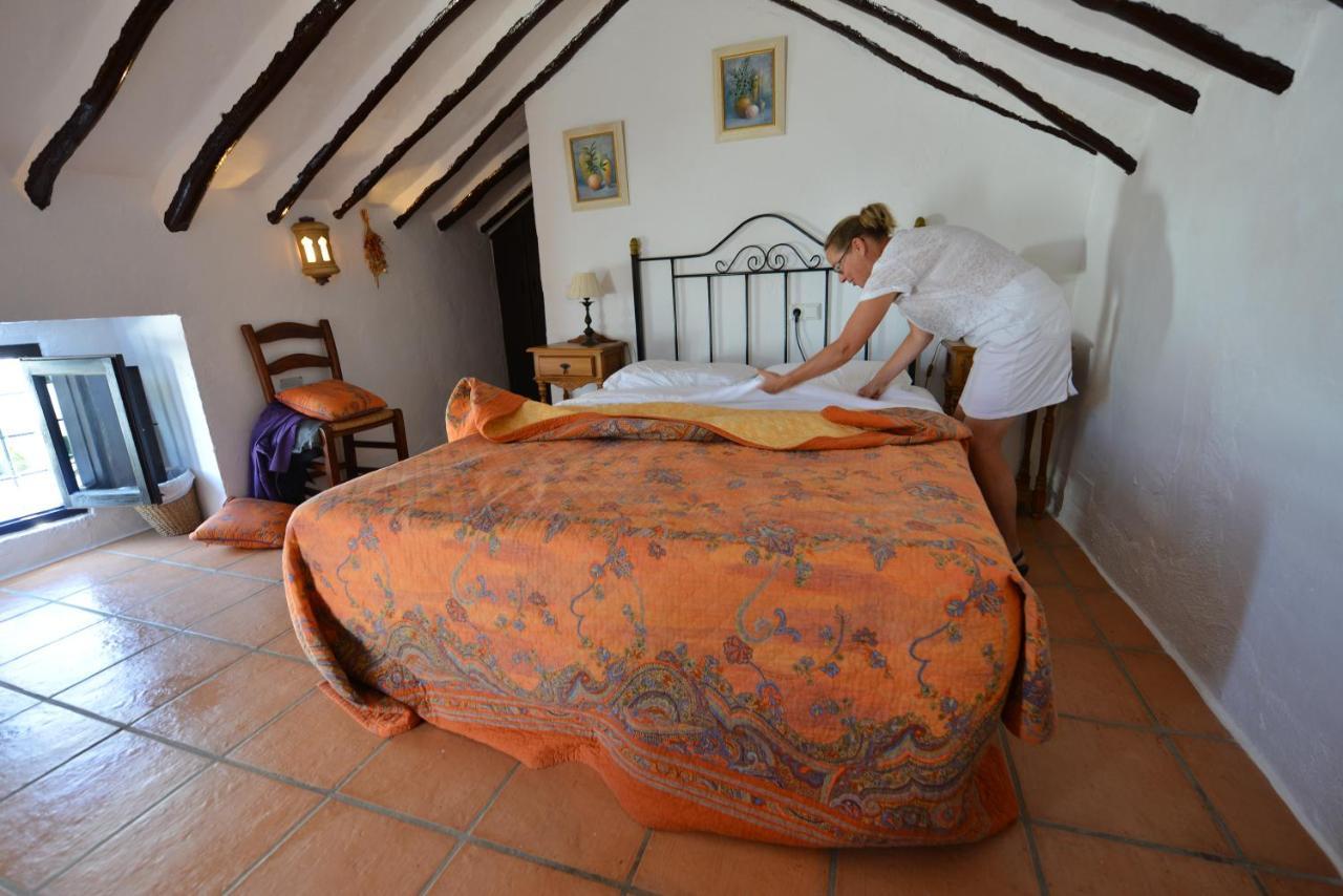 Cortijo La Haza Bed & Breakfast Iznajar Luaran gambar