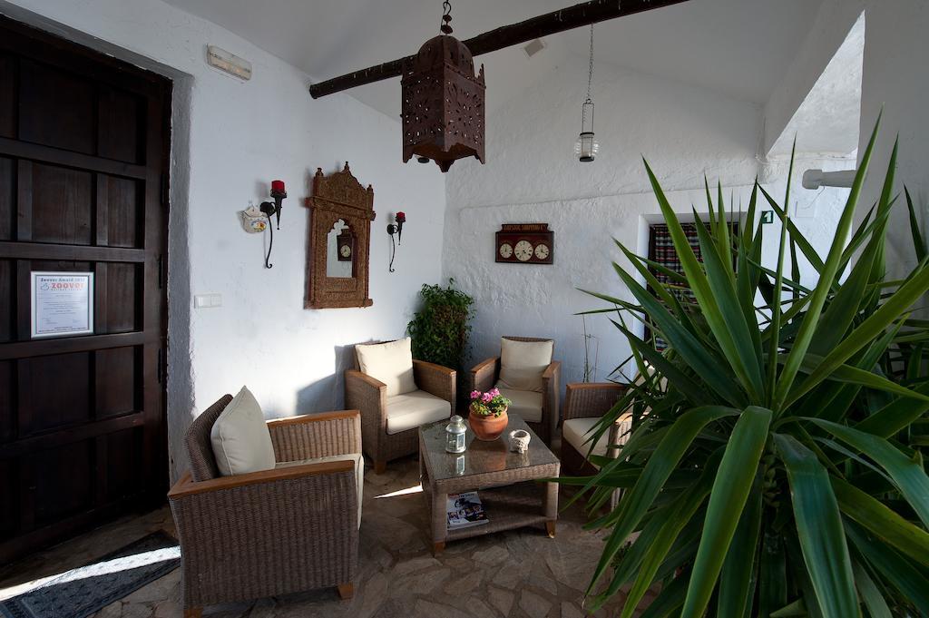 Cortijo La Haza Bed & Breakfast Iznajar Luaran gambar